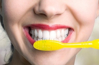 Mycie zębów – poznaj techniki prawidłowego szczotkowania zębów