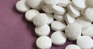 Aspiryna brana bez kontroli może szkodzić zdrowiu