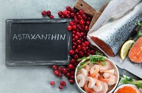 Astaksantyna jako cenny antyoksydant – jakie ma właściwości i gdzie można ją znaleźć?