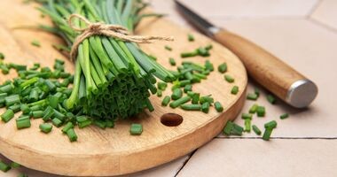 szczypior, nowalijki, świeże warzywa wiosenne