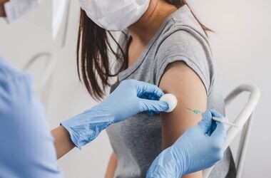 Od 2025 wiele szczepień na choroby zakaźne można zrealizować w aptekach. 