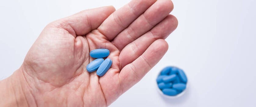 Niebieskie tabletki stosowane na problemy z erekcją