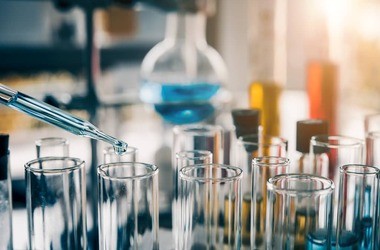 Wazopresyna (ADH) – badanie surowicy krwi, normy, leczenie zaburzeń  stężenia ADH