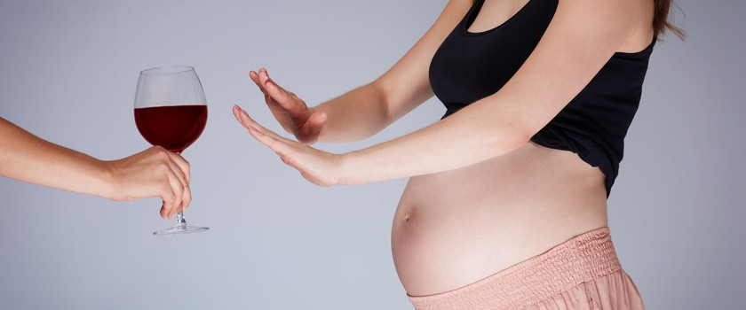 Alkohol i marihuana w ciąży: jak bardzo szkodzą dziecku?