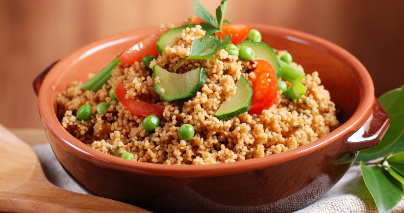 Dieta przy marskości wątroby. Co jeść, czego unikać, przykładowy jadłospis