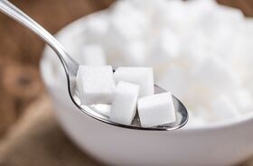 Cukrowa plaga: zjadamy aż 25 łyżeczek cukru dziennie