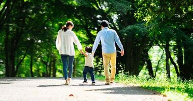 jak chronić dziecko przed kleszczami, repelenty