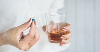 Przyjmowanie leków a picie alkoholu