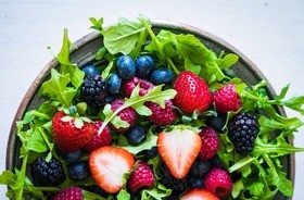 Dieta w fenyloketonurii – zasady, produkty dozwolone, preparaty PKU i przykładowy jadłospis