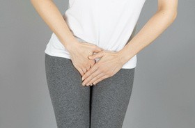 Wysiłkowe nietrzymanie moczu – przyczyny, stopnie, jak leczyć?
