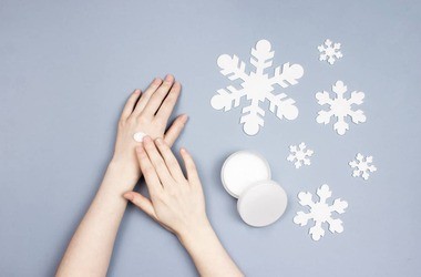 Zabiegi kosmetyczne na zimę – o których warto pamiętać?