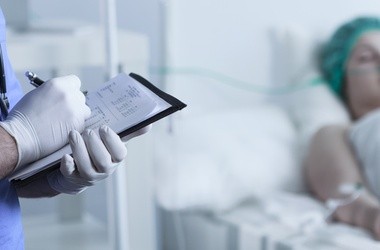 TSS (toxic shock syndrome) – przyczyny, objawy, leczenie zespołu wstrząsu toksycznego