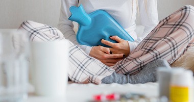 Bolesne miesiączki – przyczyny, diagnostyka i leczenie bólu podczas okresu