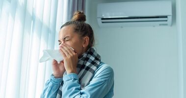 przeziębienie od klimatyzacji, ból gardła od klimatyzacji, katar od klimatyzacji