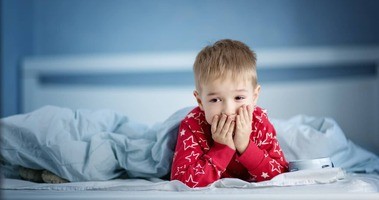 Zgrzytanie zębami u dziecka – objawy i leczenie bruksizmu u dzieci