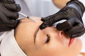 zabiegi medycyny estetycznej, kto może wykonywać zabiegi medycyny estetycznej, podawanie botoksu