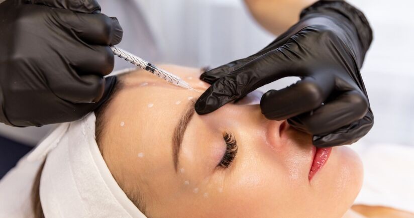zabiegi medycyny estetycznej, kto może wykonywać zabiegi medycyny estetycznej, podawanie botoksu