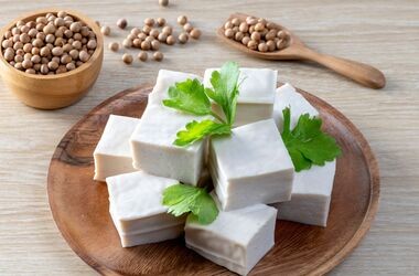 soja, produkty sojowe, tofu i soja na stole, soja w diecie, kto powinien jeść soję