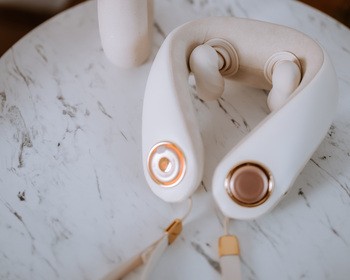 Beautifly, Blissful Harmony Fitness, kołnierz masujący, masażer szyi, 1 szt.