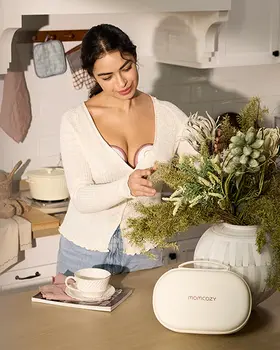 Momcozy M6, pojedynczy laktator, kolor czerwony, 1 szt.