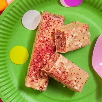 Fizi, Birthday Cake, Guilty Pleasure, baton migdałowo-owsiany, 45 g