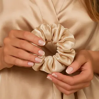 Crystallove, gumka do włosów z jedwabiu, złota, 1 szt.