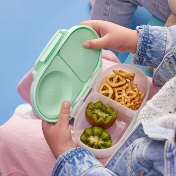 B.box Snackbox szczelny pojemnik na jedzenie i przekąski dla dzieci Strawberry Shake, 1 szt.