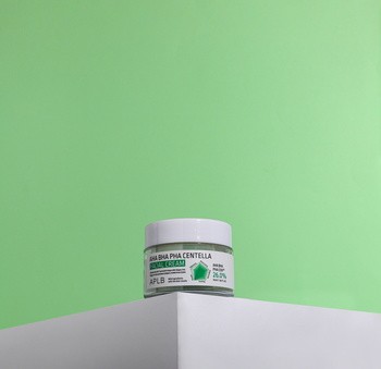 APLB AHA BHA PHA Centella Facial Cream, krem złuszczająco-kojący do twarzy z kwasami i wąkrotą azjatycką, 55 ml