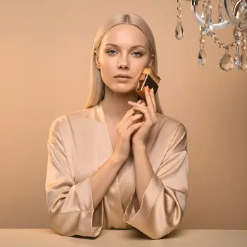 Crystallove, szczotka do masażu twarzy, szyi i dekoltu, 1 szt.