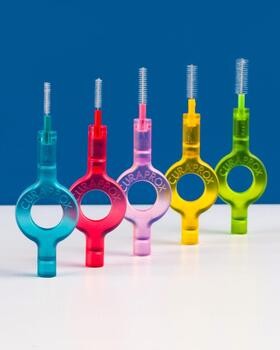 Curaprox CPS 011, szczoteczki międzyzębowe, zielone, wkłady uzupełniające, 8 szt.