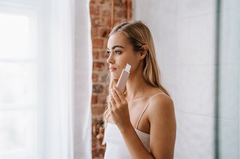 Beautifly Scrub Slim Blush, urządzenie do peelingu kawitacyjnego, 1 szt.