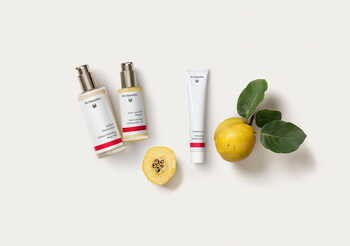 Dr. Hauschka, Quince Hydrating Body Milk, nawilżające mleczko do ciała z pigwą, 145 ml