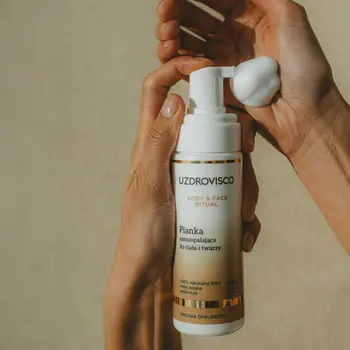 Uzdrovisco Body & Face Ritual, pianka samoopalająca do ciała i twarzy, 150 ml