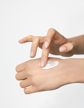 Ziaja Witamina C.B3 Niacynamid, krem do rąk na dzień i na noc, 50 ml