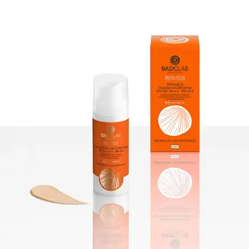 BasicLab Proteticus, tonująca emulsja ochronna SPF 50+ PA++++ PPD 41,9 Prewencja i Antyoksydacja, 50 ml