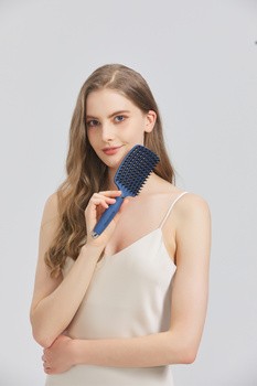 Sister Young Ovia NV, szczotka do włosów, blue, 1 szt.