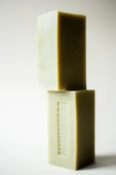 Hhuumm Naturalne mydło z glinką zieloną SAGE, 110 g