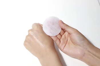 APLB Glutathione Niacinamide Toner Pad, płatki tonizujące do twarzy z glutationem i niacynamidem, 60 szt.