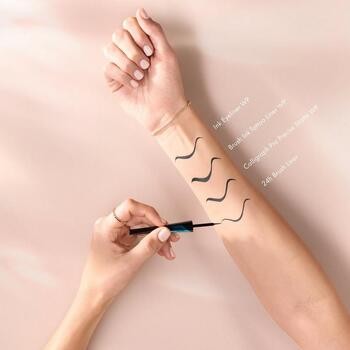 Catrice 24h Brush Liner, wodoodporny eyeliner, 3 ml