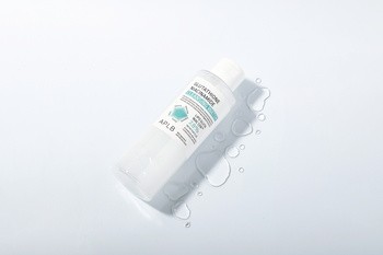 APLB Glutathione Niacinamide Cleansing Water, woda micelarna z gluatationem i niacynamidem, 160 ml