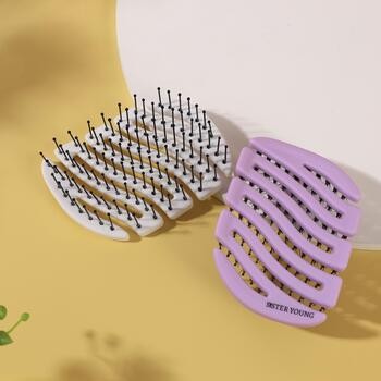 Sister Young, Mila BV Lilac, mała szczotka do włosów, 1 szt.