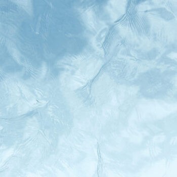 ISISPHARMA NEOTONE AQUA, rozświetlający płyn micelarny do demakijażu dla skóry wrażliwej, skłonnej do przebarwień, 400ML