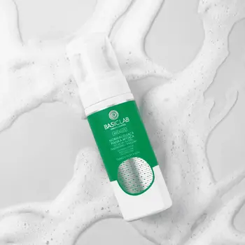 BasicLab Micellis, normalizująca pianka myjąca do skóry tłustej, trądzikowej i wrażliwej, 150 ml