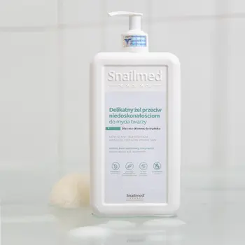 Snailmed, delikatny żel do mycia twarzy przeciw niedoskonałościom, dla cery skłonnej do trądziku, 480 ml