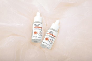 APLB Bakuchiol Propolis Ampoule, serum łagodzące do twarzy z bakuchiolem i propolisem, 40 ml