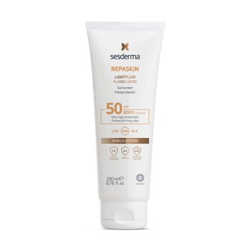 Sesderma Repaskin Light Fluid, przeciwsłoneczny balsam do ciała SPF50, 200 ml