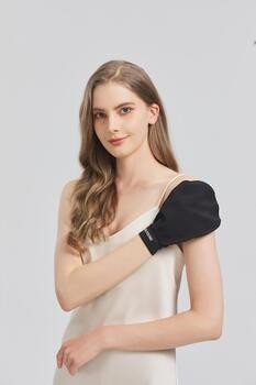 Sister Young Nova Black, złuszczająca rękawica do peelingu ciała, czarna, 1 szt.