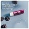 Nivea Blackberry Shine, pielęgnująca pomadka do ust, 4,8 g