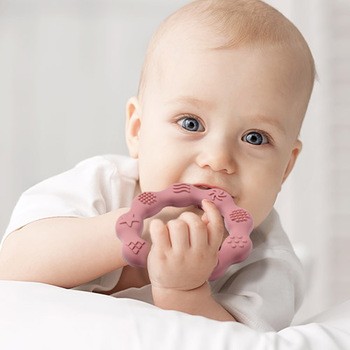 BabyOno, gryzak silikonowy Ring, różowy, 1 szt.
