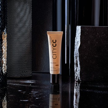 Madara Hyaluronic Anti-Pollution CC Cream SPF 15, krem koloryzujący, Medium Beige, 40 ml